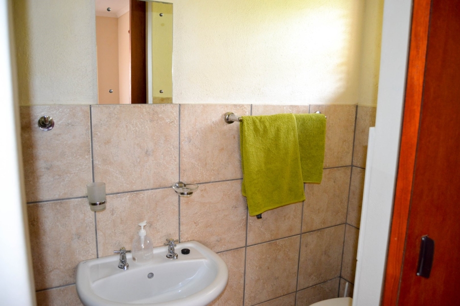 7 Bedroom Property for Sale in Suurbraak Western Cape